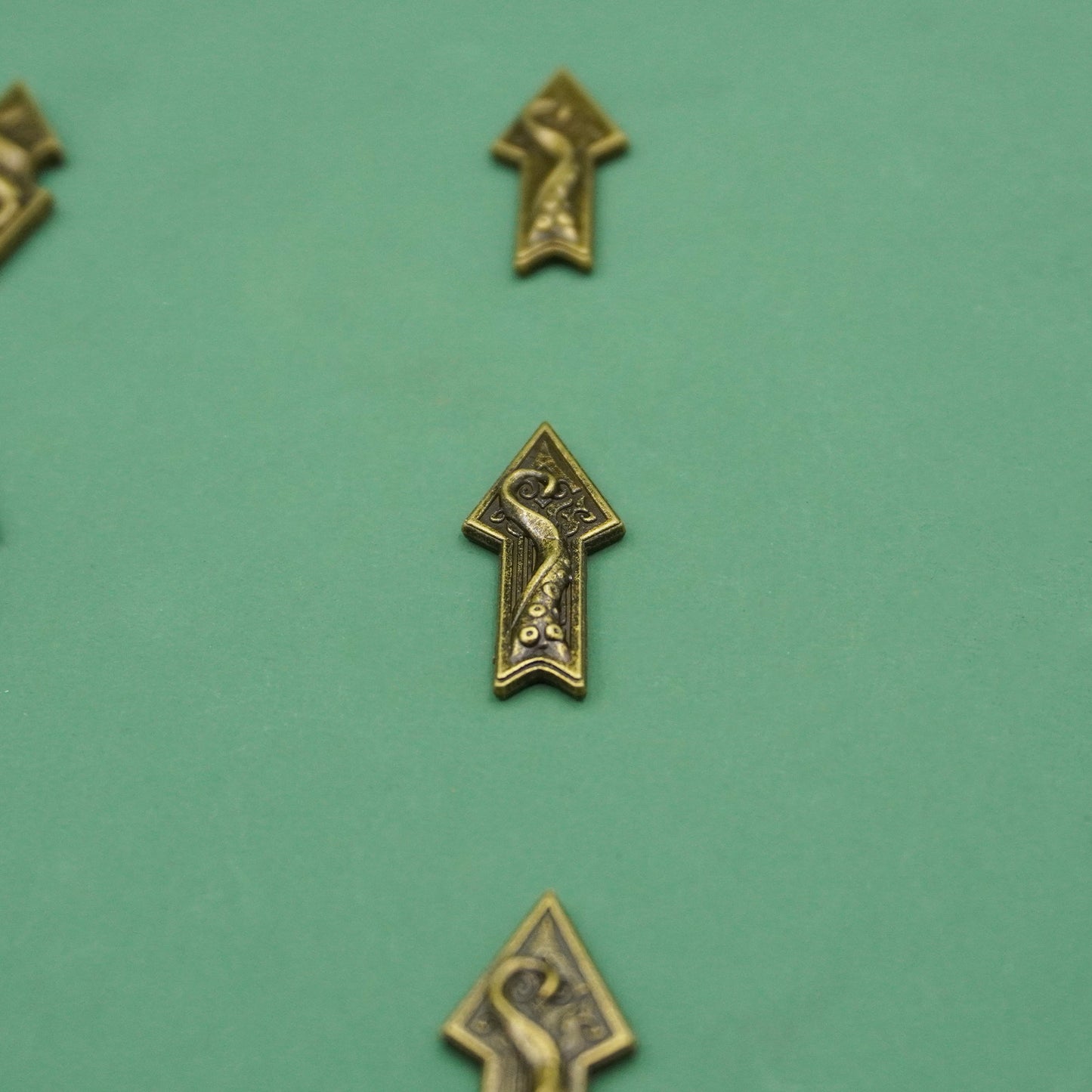 Arkham Horror LCG Direction Indicator (Metal, Small)